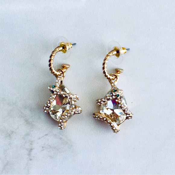 🆕 NWT 🐉 Pavé Snake Gold Earrings - Picture 3 of 5